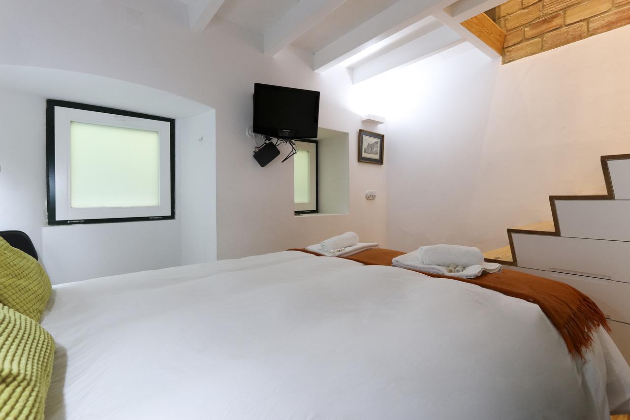 Bairro Alto Duplex By Homing Apartment Lisbon Exterior photo